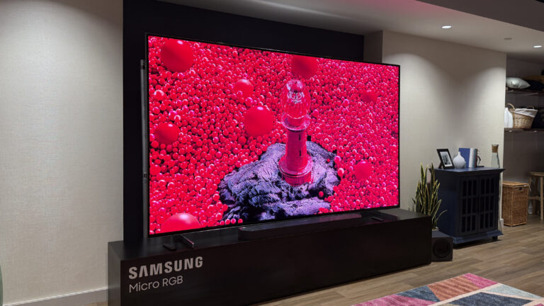 Samsung 115-inch micro-RGB TV first look